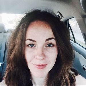 Meet your Posher, Deidre